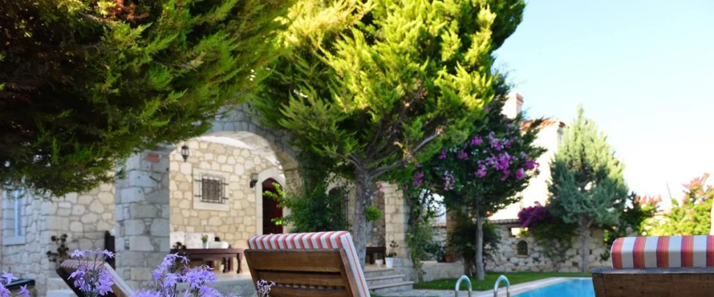 Alacati Zeytin Konak Hotel