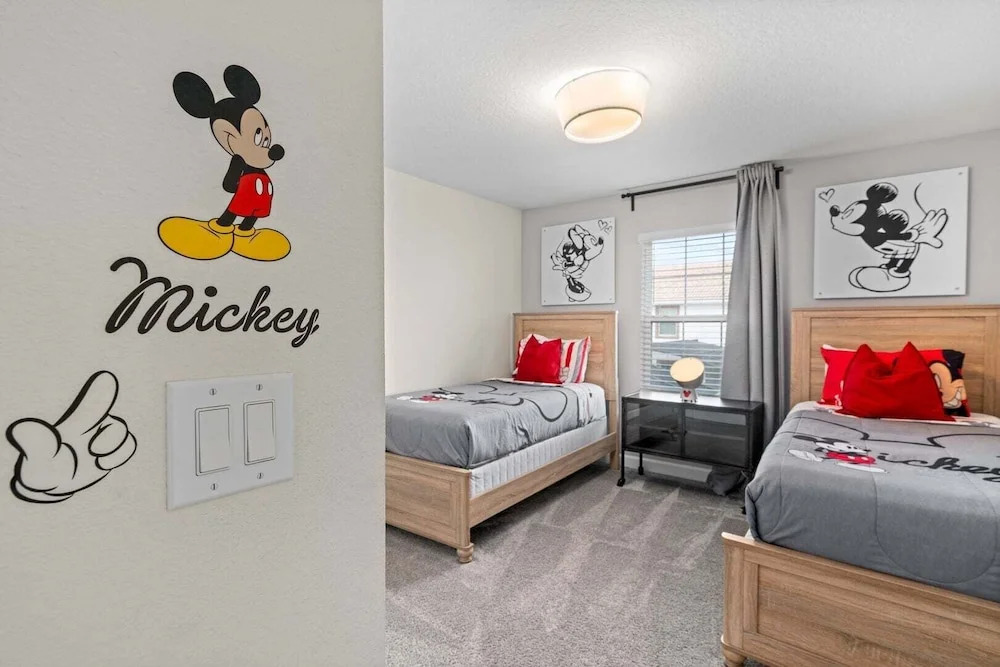 Comfy Townhome 8 Min to Disney