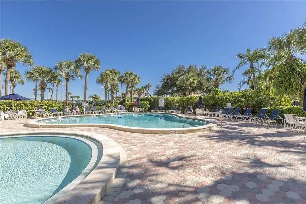 Harbor Towers 4th Fl Modern 3BR with Den