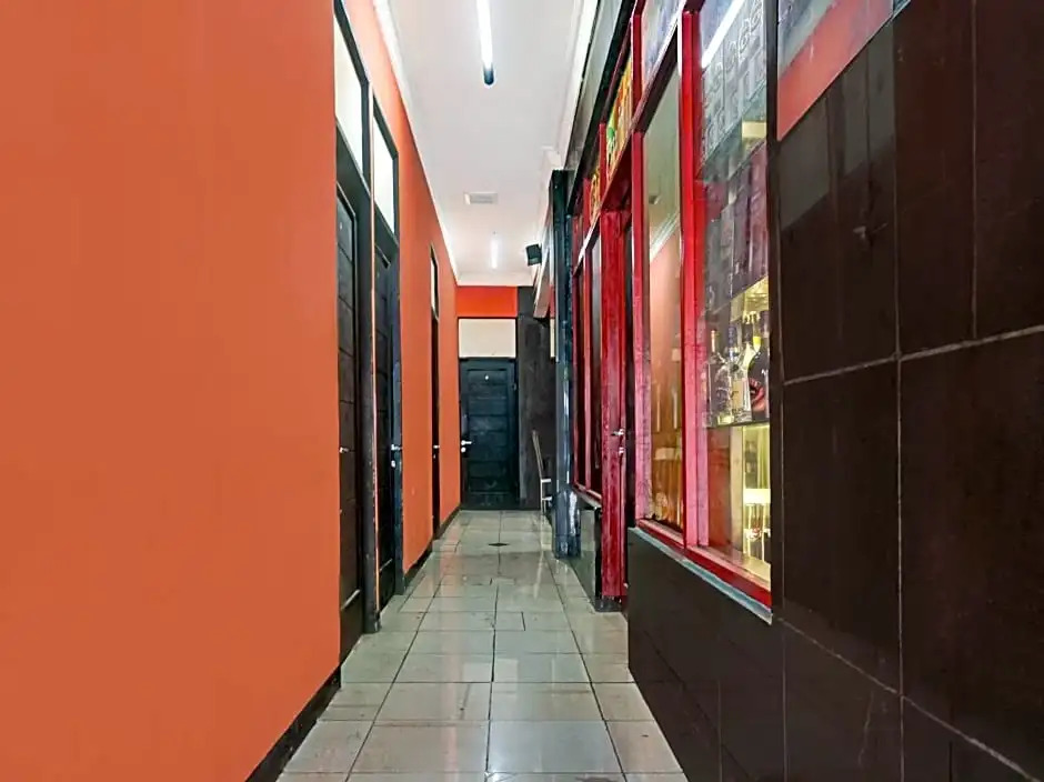 OYO 90702 Wisma Tobana Kebayoran