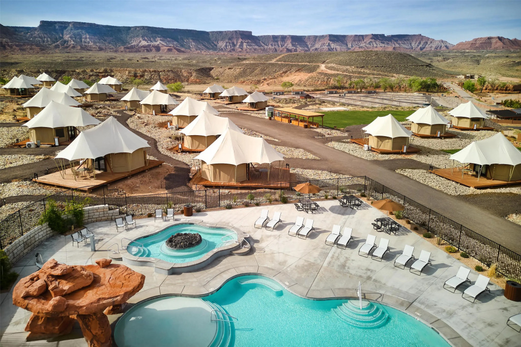 Zion Wildflower Resort, WorldHotels Backdrop