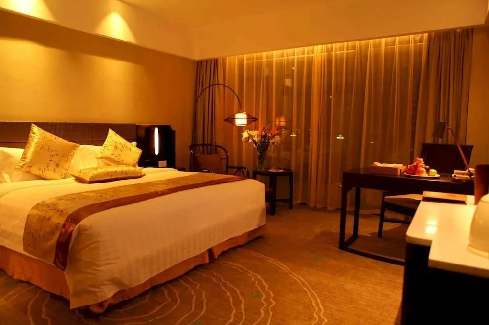 Tianmu Lake Grand Metropark Hot Spring Hotel - Liyang