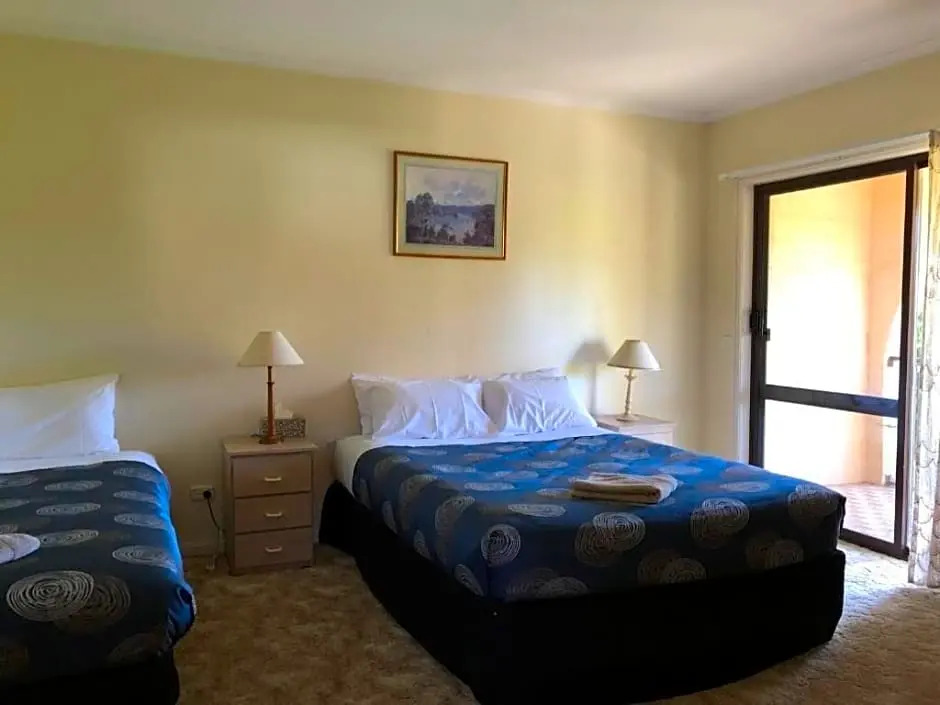 El Sierra Motel
