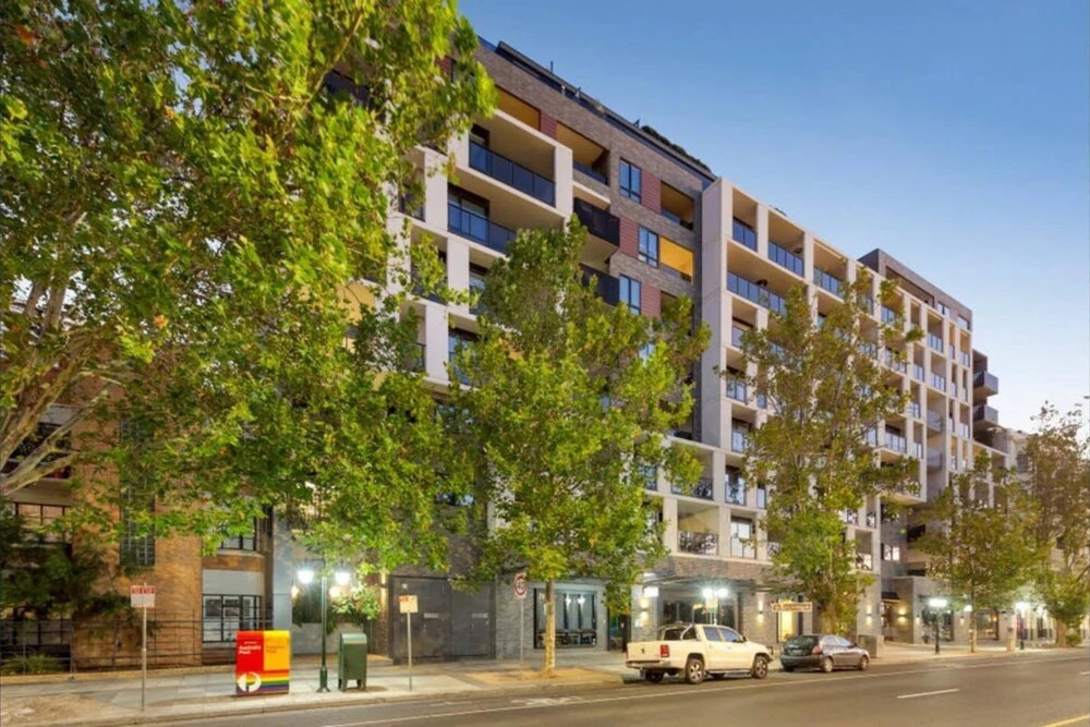 Luxury 3 Bedroom Penthouse With Bay and City View