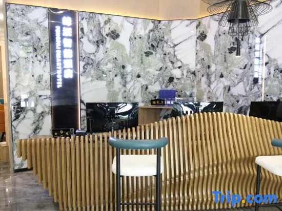 Peak Pai Intelligent Hotel
