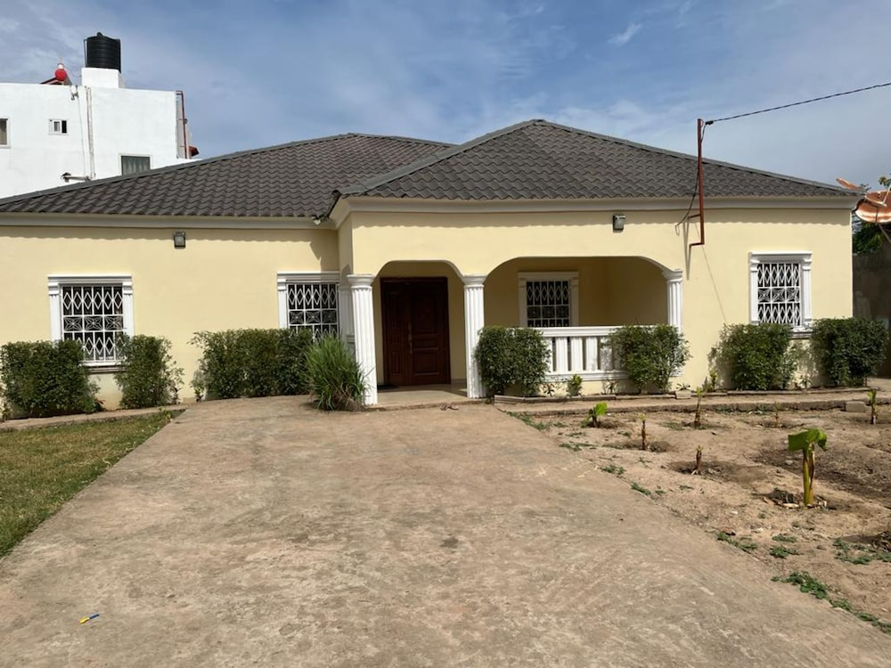 Champions Lodge Brufut Gambia