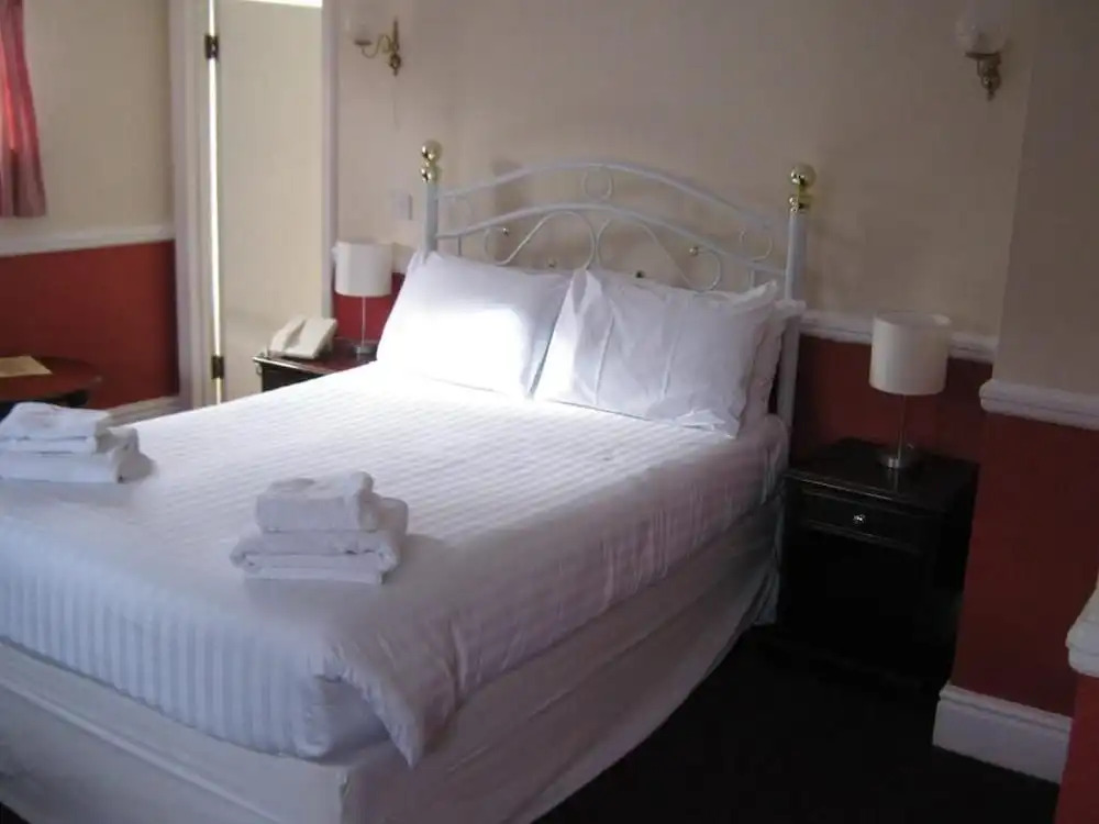 Rose and Crown Hotel