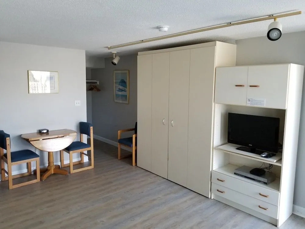 Holiday Vacation Condominium