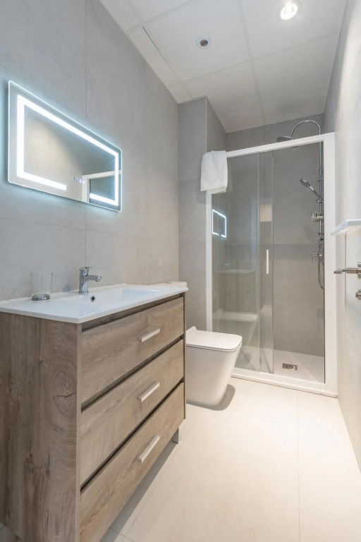 Room close to City Centre