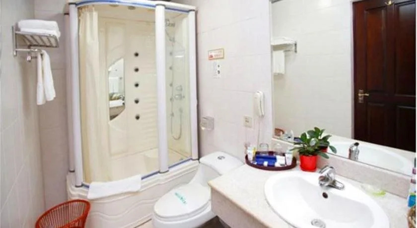 Xinmao Tiancai Hotel