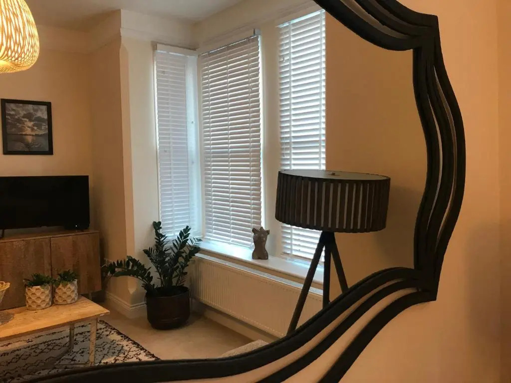 Stracey Road Apartment