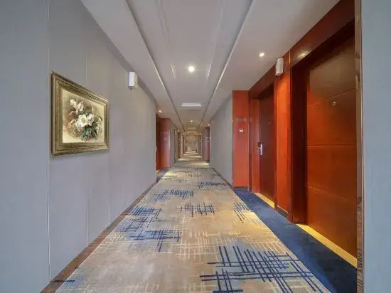 Shengjing Yijia Hotel ( Xiangyang New Wuzhong Wuyue Plaza Branch)