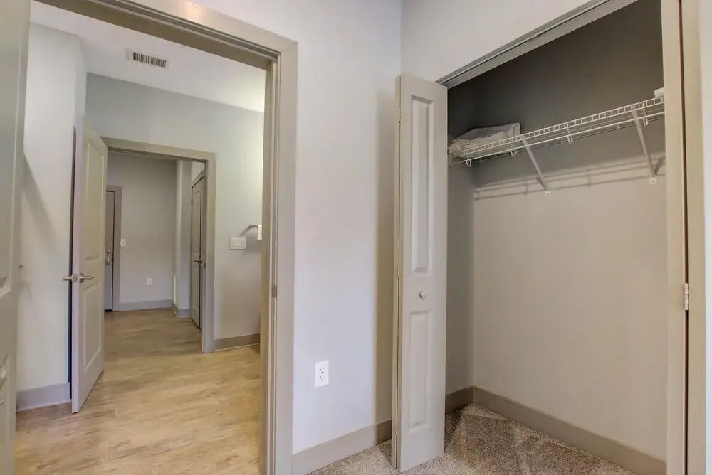 FRONTDESK The Vue Apts Downtown Indianapolis