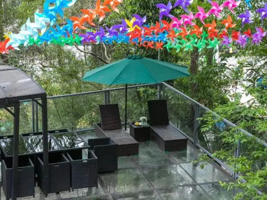 Guiyin Hotel (Yangshuo Songcheng Qiangu Scenery Area)