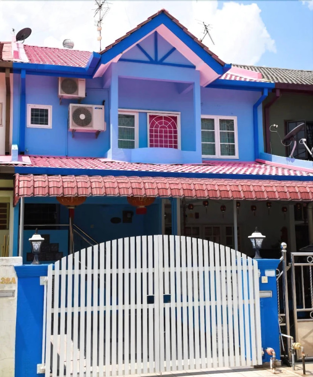 DaHong Theme House