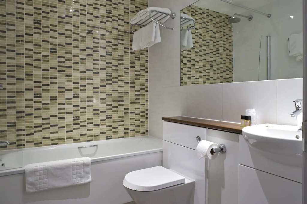 Mandolay Hotel Guildford