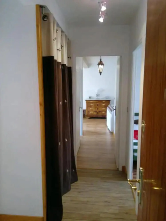 Apartment with 3 Bedrooms in Briançon, with Wonderful Mountain View, Enclosed Garden And Wifi