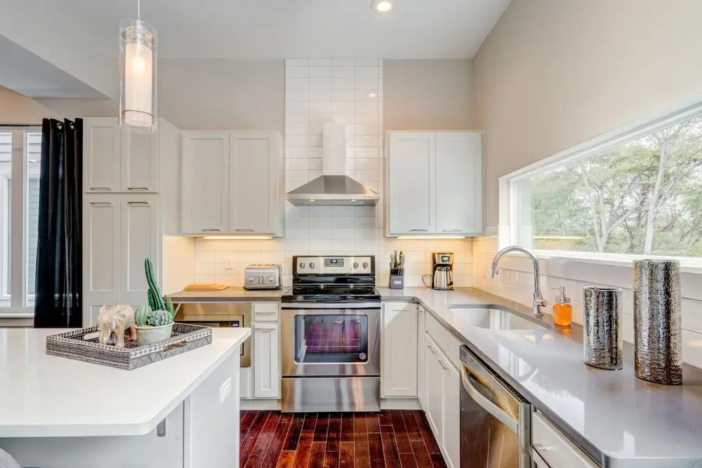 2nd Ave S Townhouse Unit C10 - 3 Br Townhouse