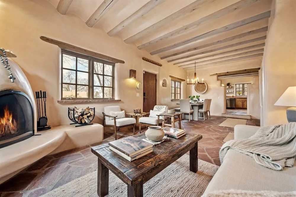 2bd Casa Divina
