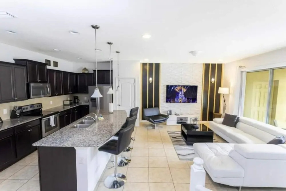 9035 Amazing Townhome for Your Family