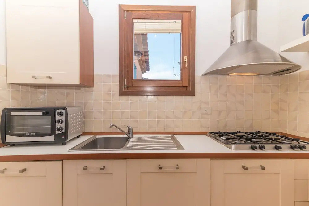 Il Borgo 14/1 700m From The Beach