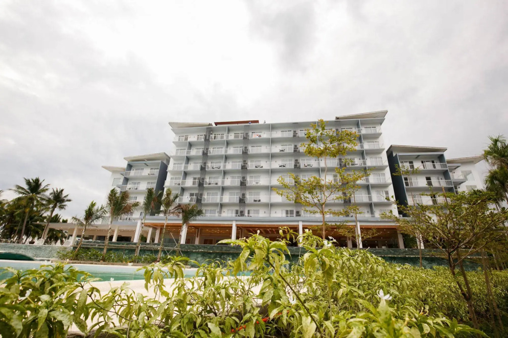 Solea Mactan Resort and Waterpark