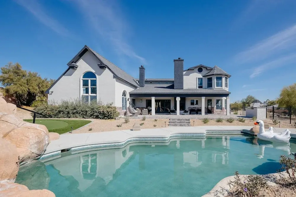 Majestic Mountain Mansion-heated Pool-guest House