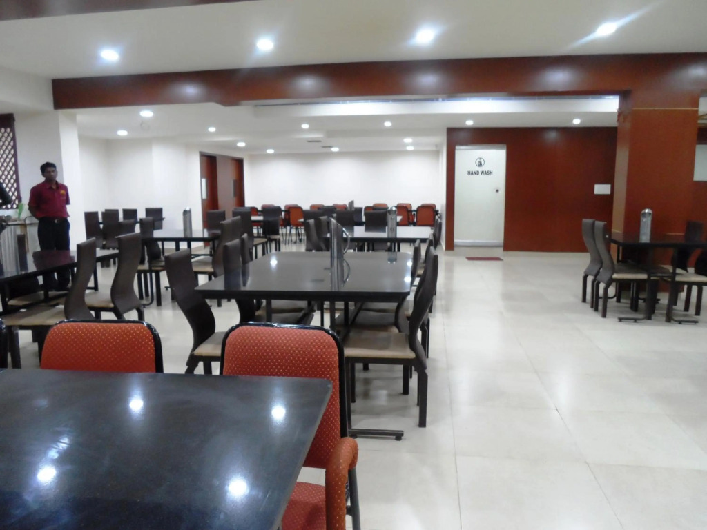 Hotel Bhimas Paradise