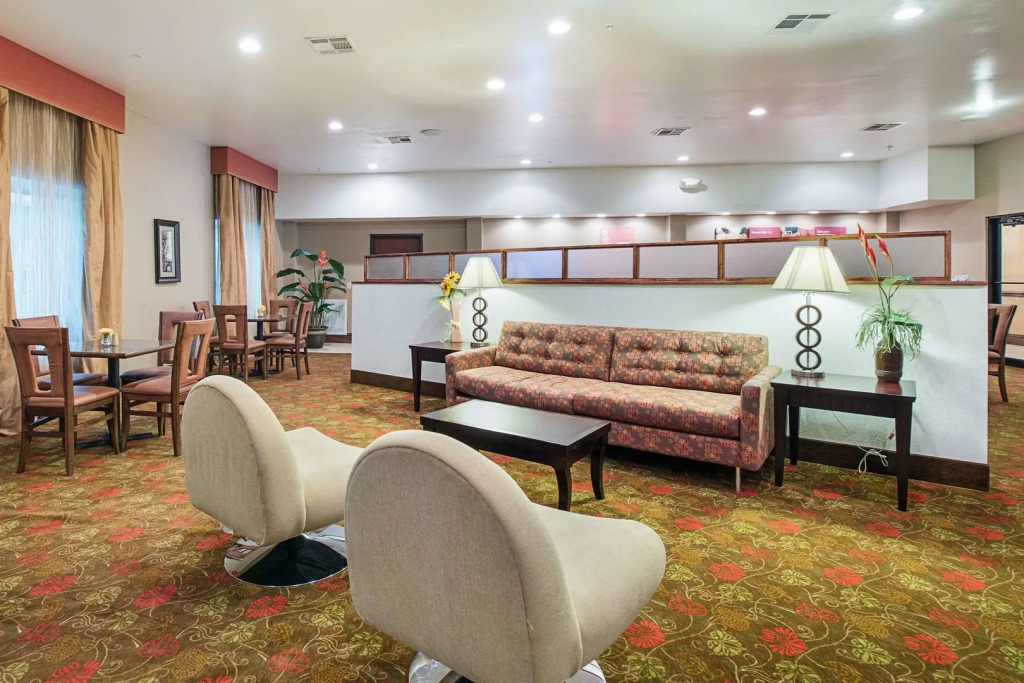 Comfort Suites Leesville near Fort Johnson