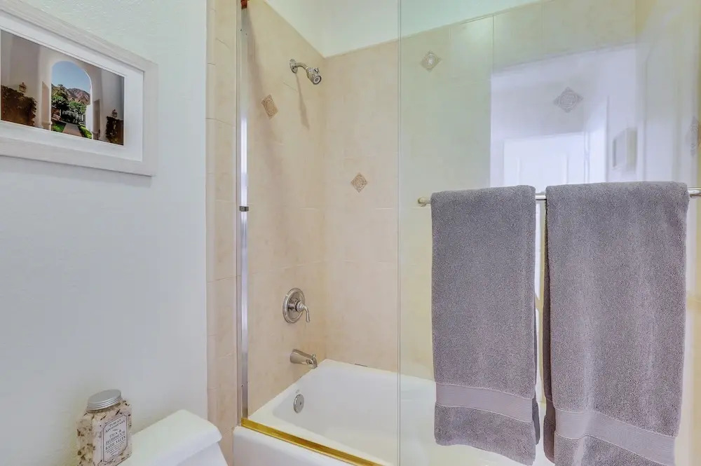 Santa Rosa Home w/ Private Pool & Tennis Court