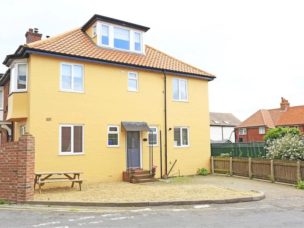 Modern Holiday Home in Aldeburgh Near Beach