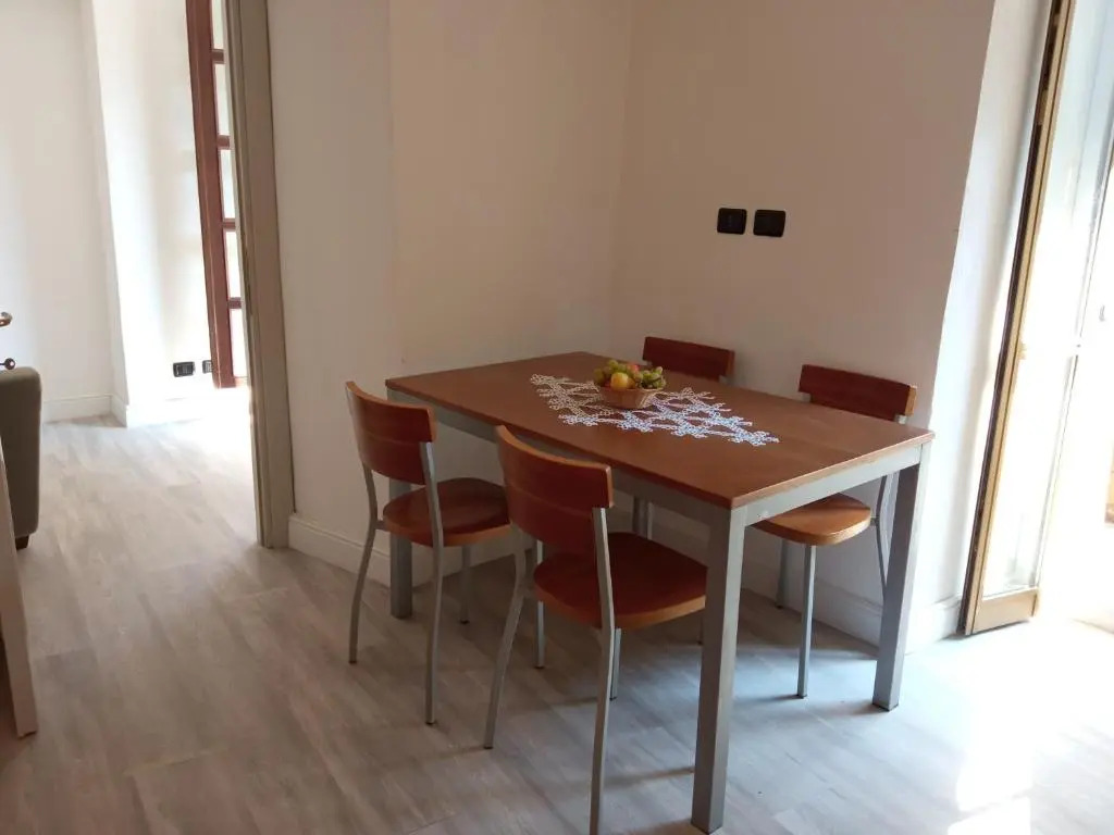 Entire flat, independent entrance, 20 mins to BGY - Bergamo Milan airport