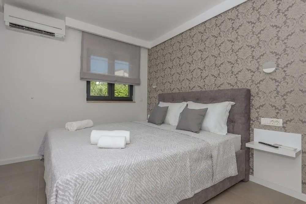 Villa VID