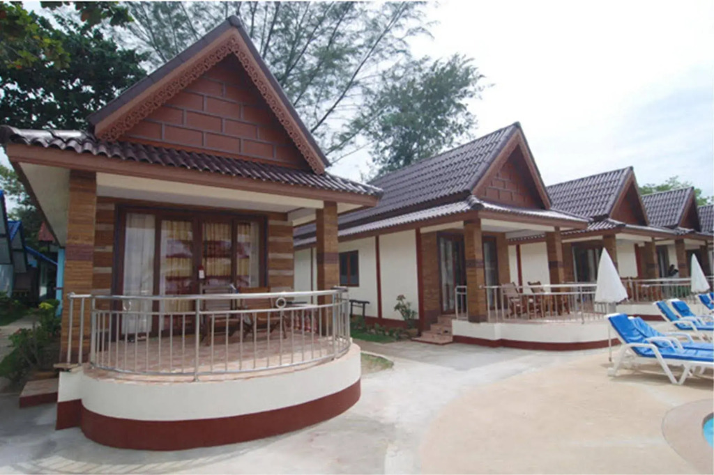 Lanta Paradise Beach Resort