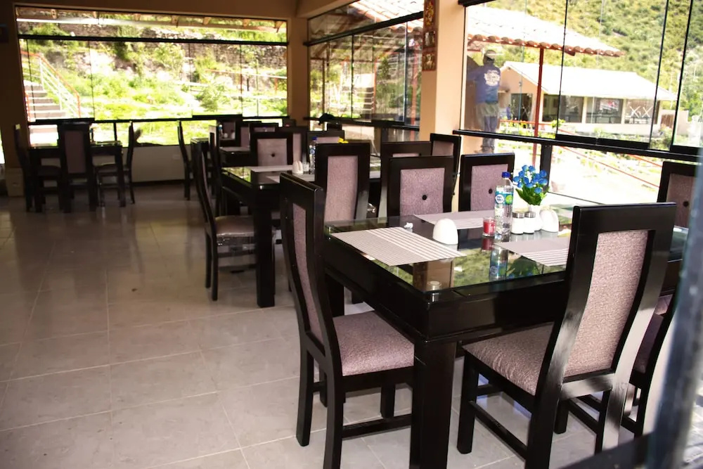 Veronica View Hotel