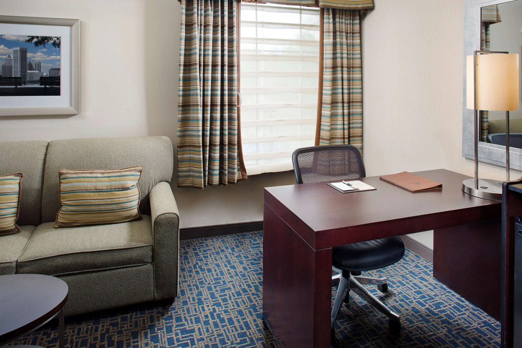 DoubleTree by Hilton Baltimore - BWI Airport