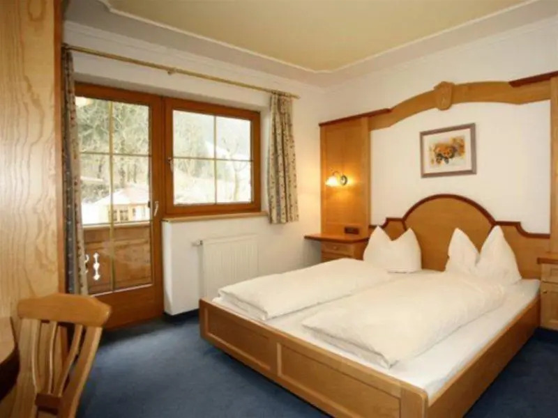 Apparthotel Bergkristall