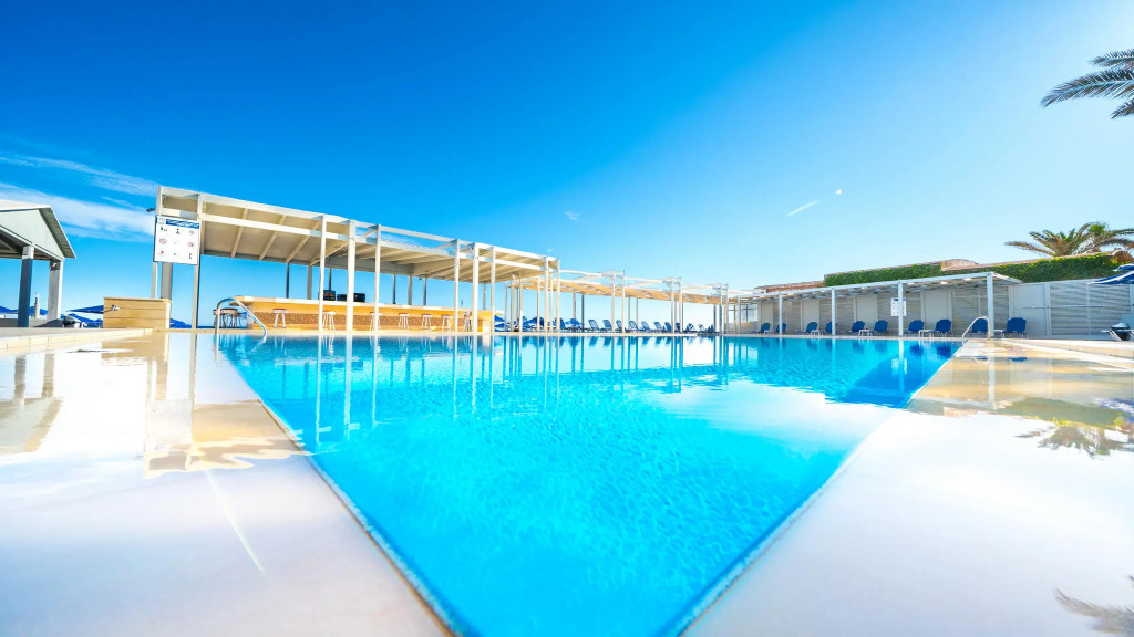 Adele Beach Hotel