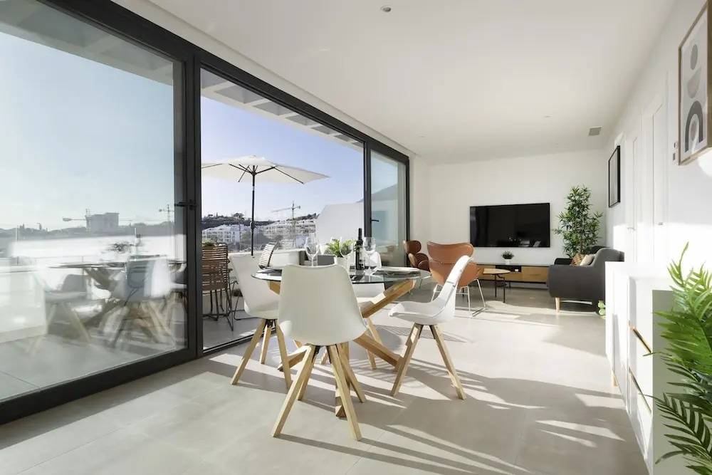 Sunset Top Floor Apartment Higueron
