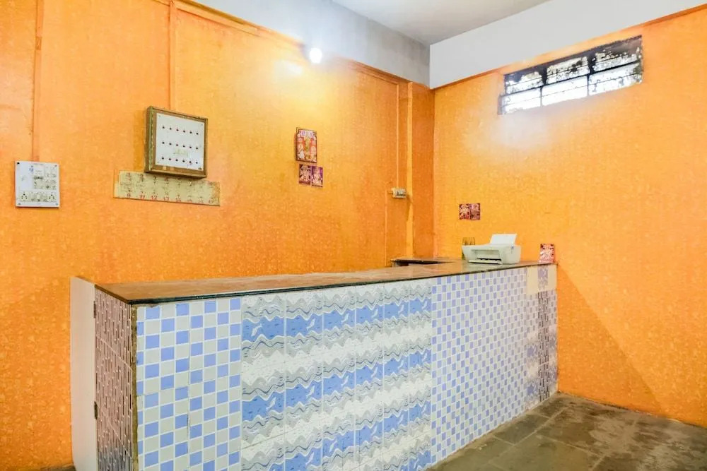 SPOT ON 41454 Shree Mahalaxmi Residency