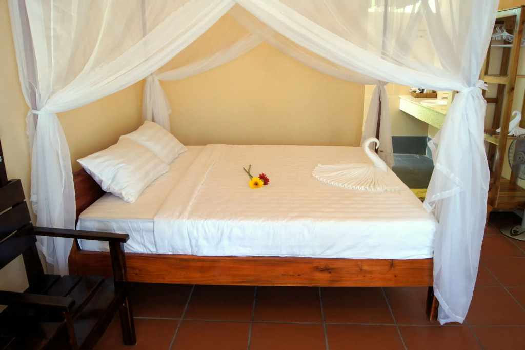 Gold Sand Beach Bungalow