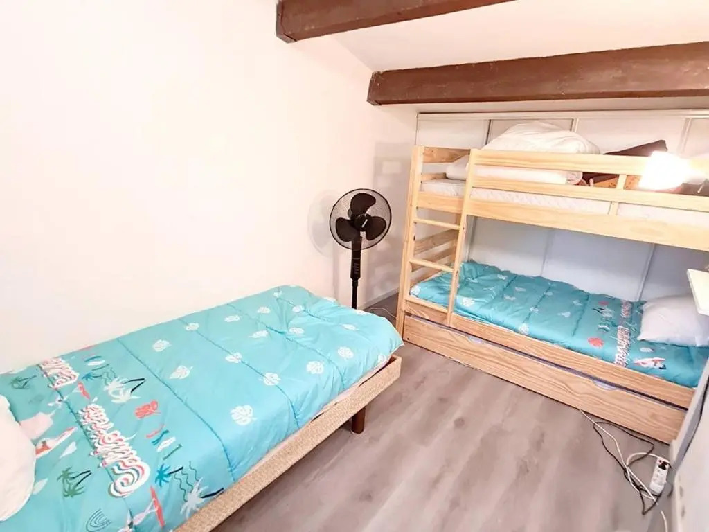 Appartement Six-Fours-les-Plages, 3 pièces, 6 personnes - FR-1-316-298