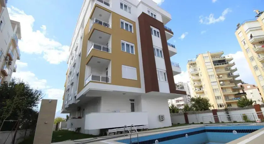 Look-O-More Residence
