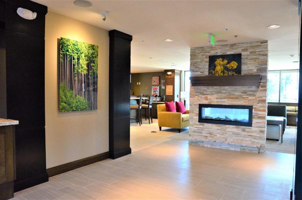 Staybridge Suites - Orenco Station by IHG