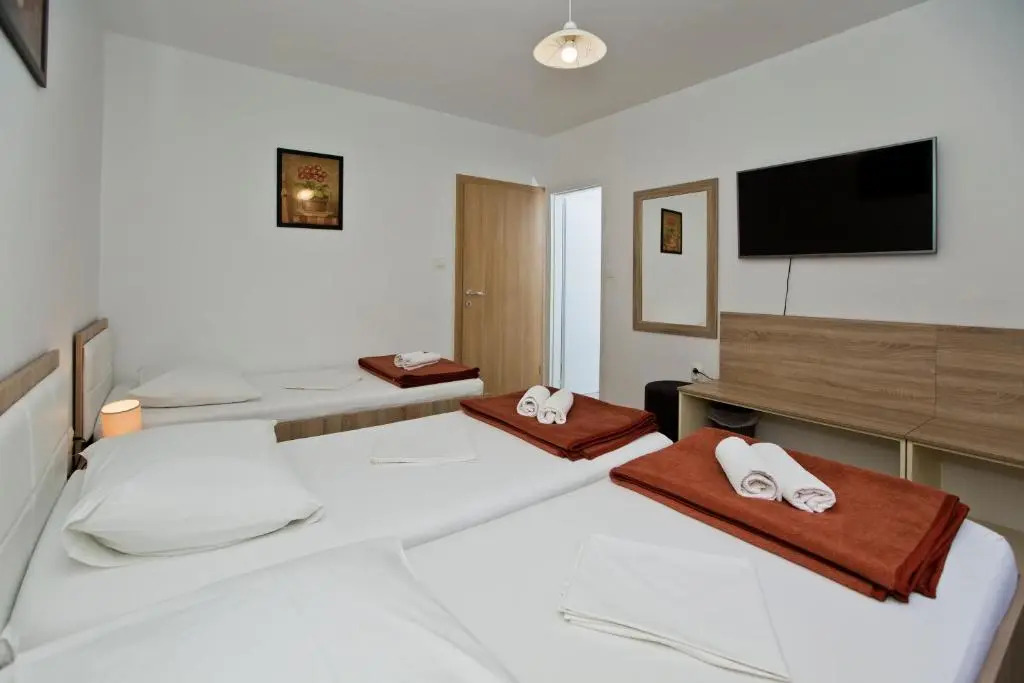 Guesthouse Aurora