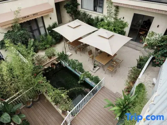 Lianhu Xingyuewan Guesthouse (Zhaoqing Qixingyan Scenic Area Branch)