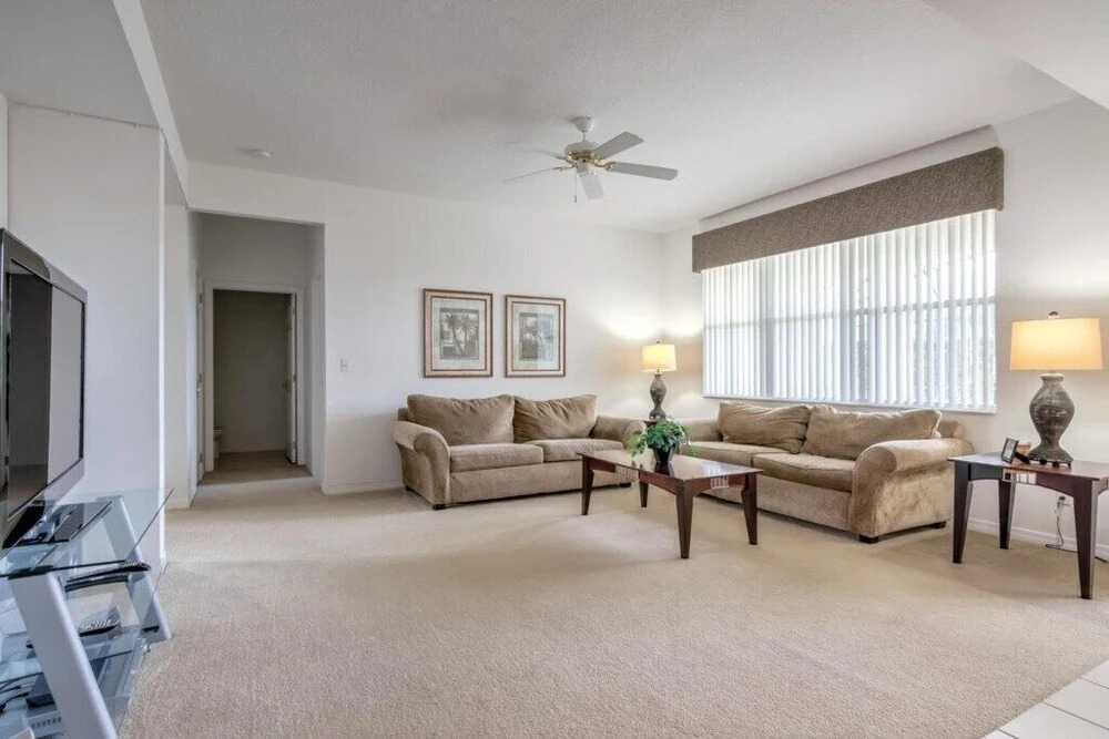 Beautiful Legacy Park 5 Bedroom Home