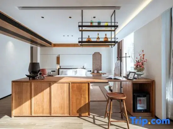 Qingxiang Homestay (Dali Ancient City South Gate)