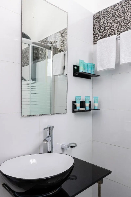 Residence Suites BY RAPHAEL HOTELS
