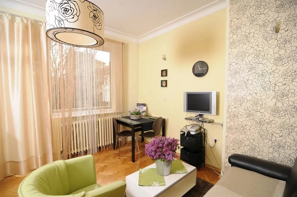 Liza Apartment